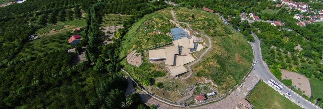 アルスランテペ遺跡　トルコ　世界遺産