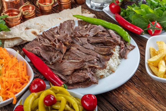 トルコ料理　ケバブ　肉