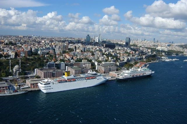 ボスポラス海峡　イスタンブール