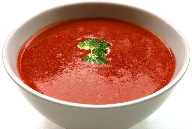 ドマテス・チョルバス　トマトスープ