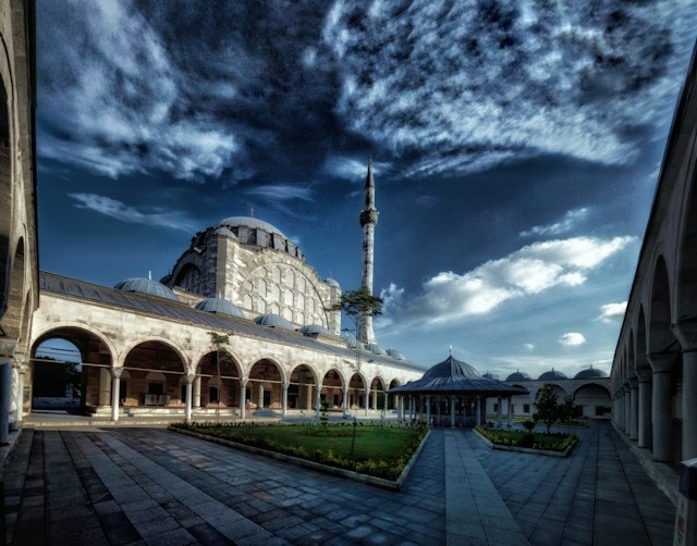 ミフリマー・スルタン・モスク　ユスキュダル　イスタンブール